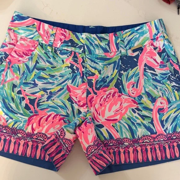 Lilly Pulitzer Pink, Blue & Green Flamingo Print Scalloped Hem Shorts - Picture 1 of 4